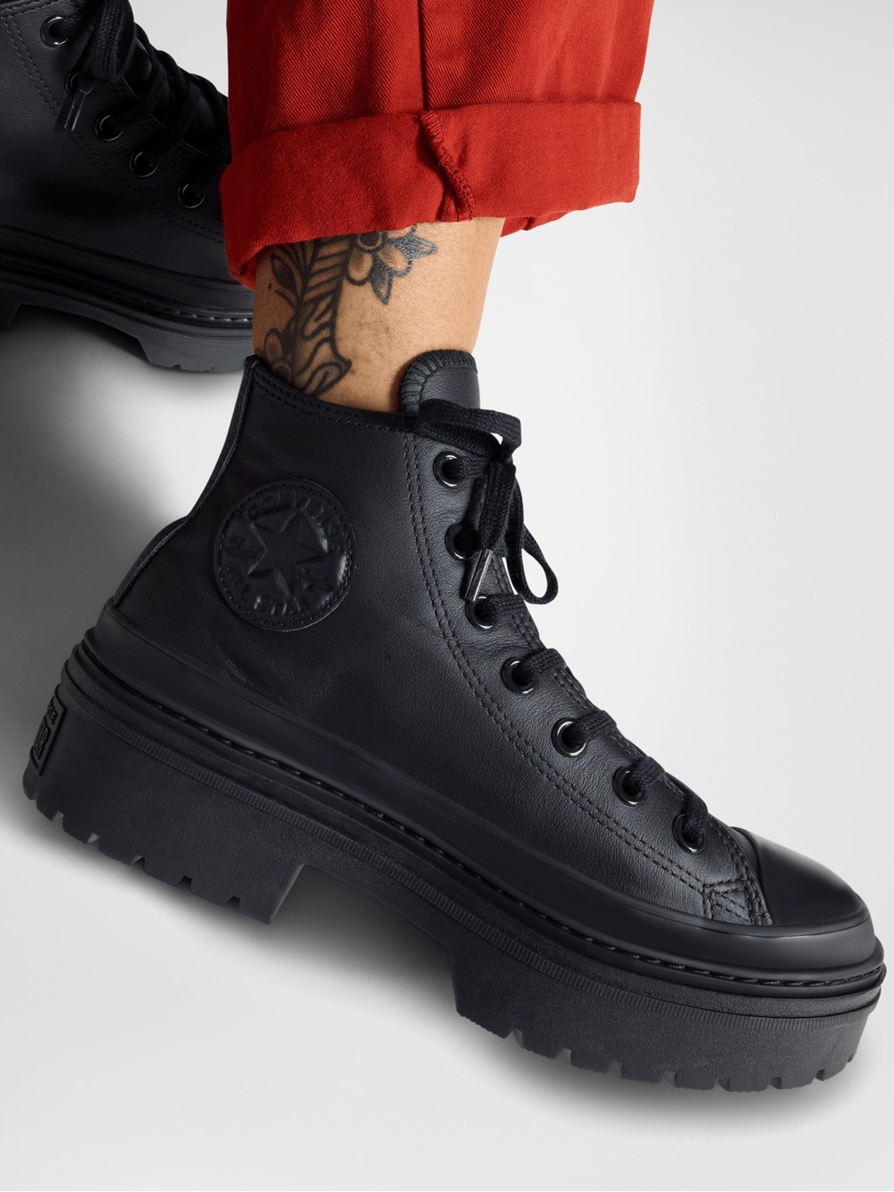 Converse Chuck Taylor All Star Lugged Heel Platform Waterproof Boots